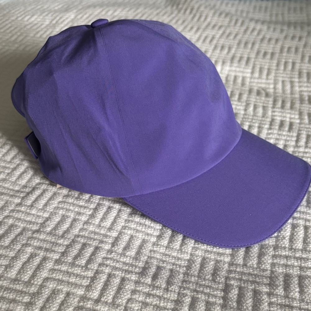 Lululemon Fast and Free Running hat